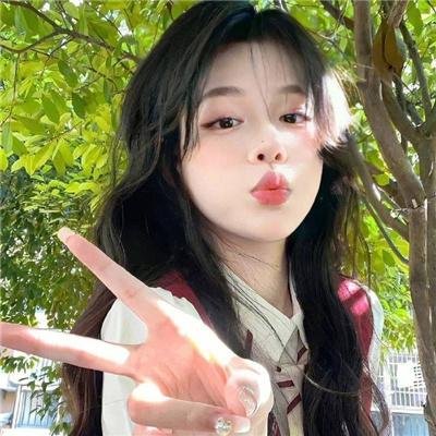 花开有晴天海报