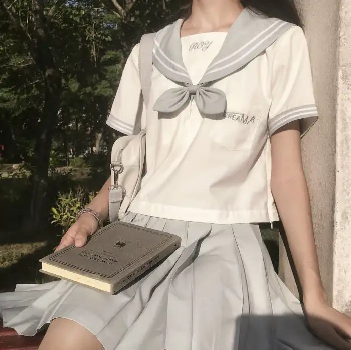 裁缝师之家第三季海报
